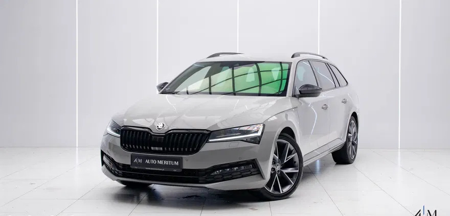 skoda Skoda Superb cena 142900 przebieg: 105373, rok produkcji 2020 z Łódź